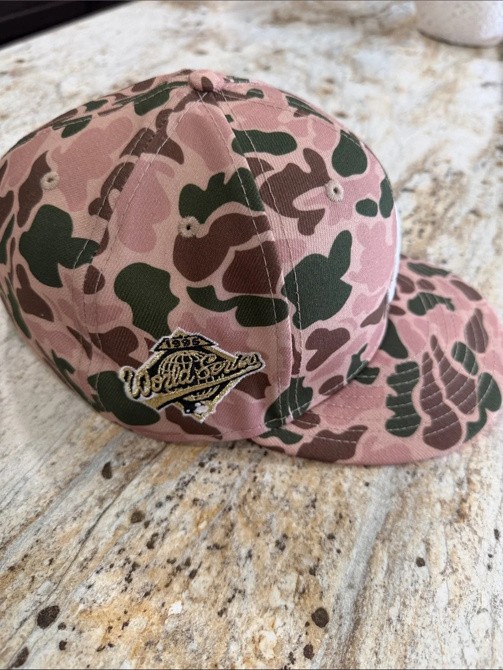 Men’s New Era fitted camo Atlanta Braves cap